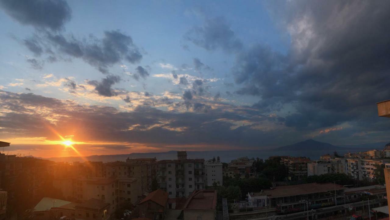 Le Muse Suite Sorrento Esterno foto