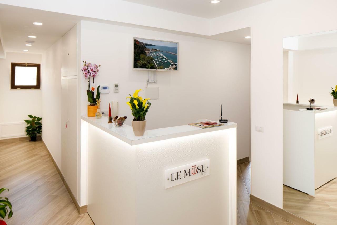 Le Muse Suite Sorrento Esterno foto