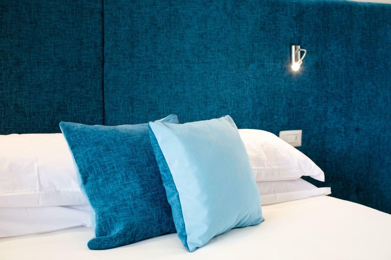 Le Muse Suite Sorrento Esterno foto