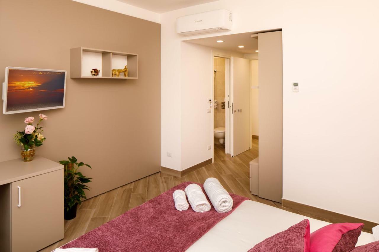 Le Muse Suite Sorrento Esterno foto