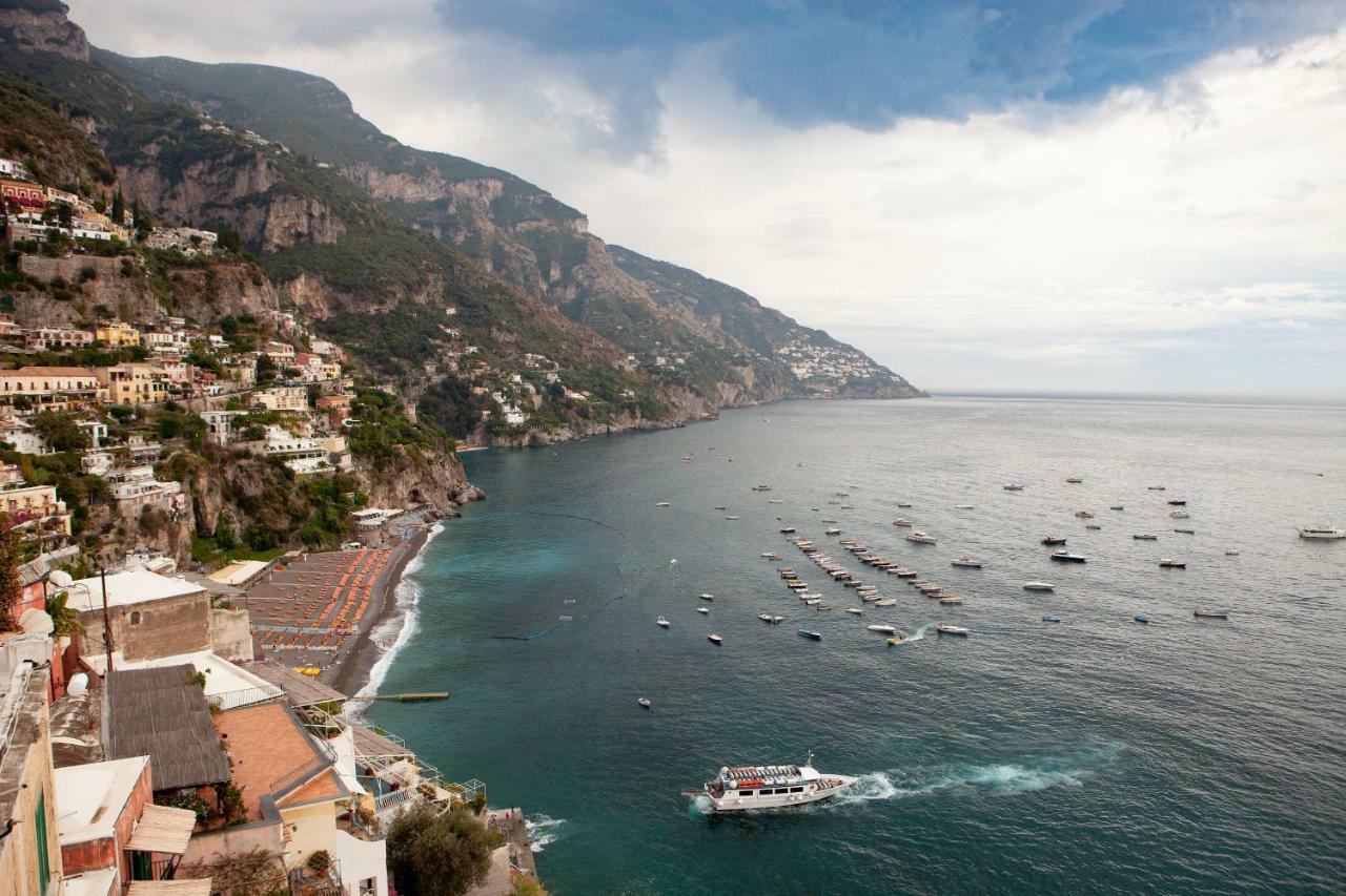 Le Muse Suite Sorrento Esterno foto