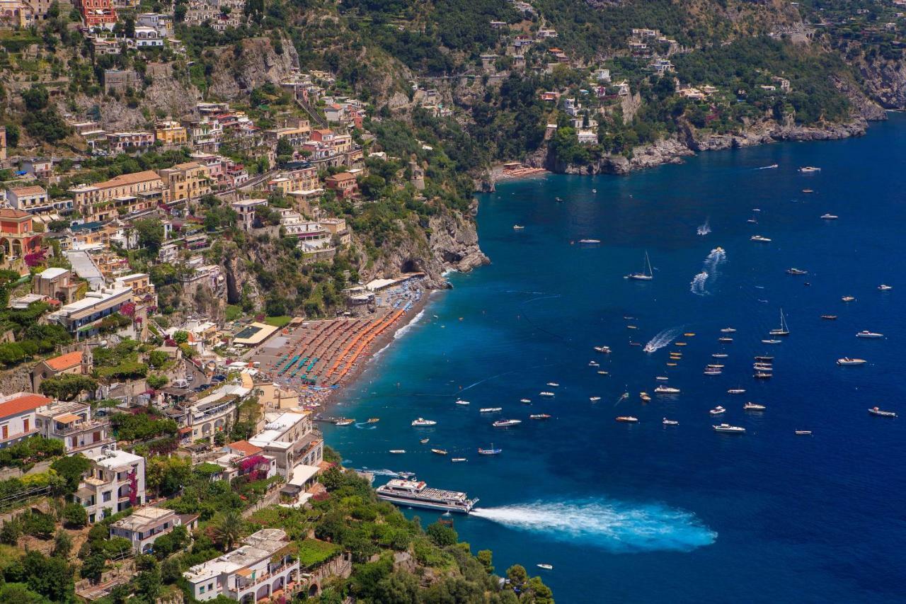 Le Muse Suite Sorrento Esterno foto